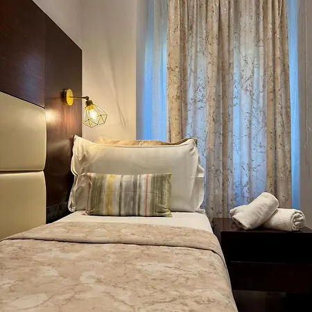 Sofia 4*
