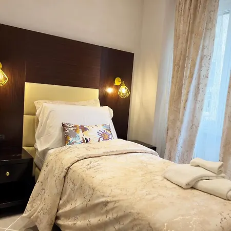 Sofia 4* 로마