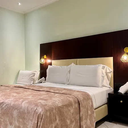 Sofia 4* Рим